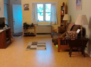 U4 Grandview Dr, South Burlington, VT 05403
