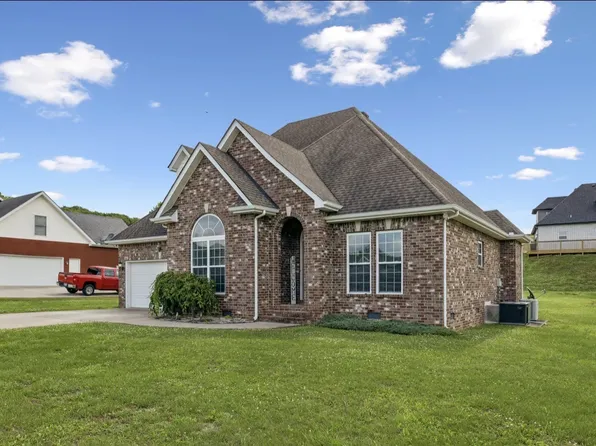 145 Auburn Hills Dr, Woodbury, TN 37190