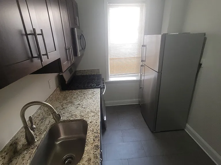 25 Jones St — Photo 2