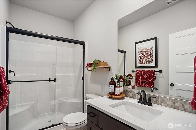 4th image of 12084 127th Avenue Ct E