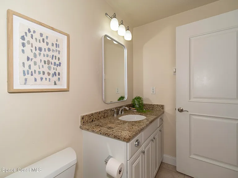 1 8th Ave #1204 — Photo 29