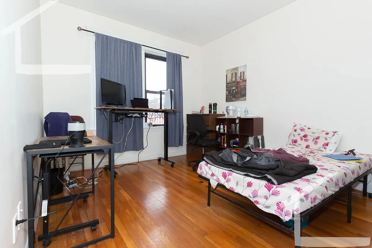 Building Photo - 21 Egremont Rd #5