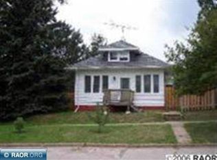 617 4th Ave SW, Chisholm, MN 55719