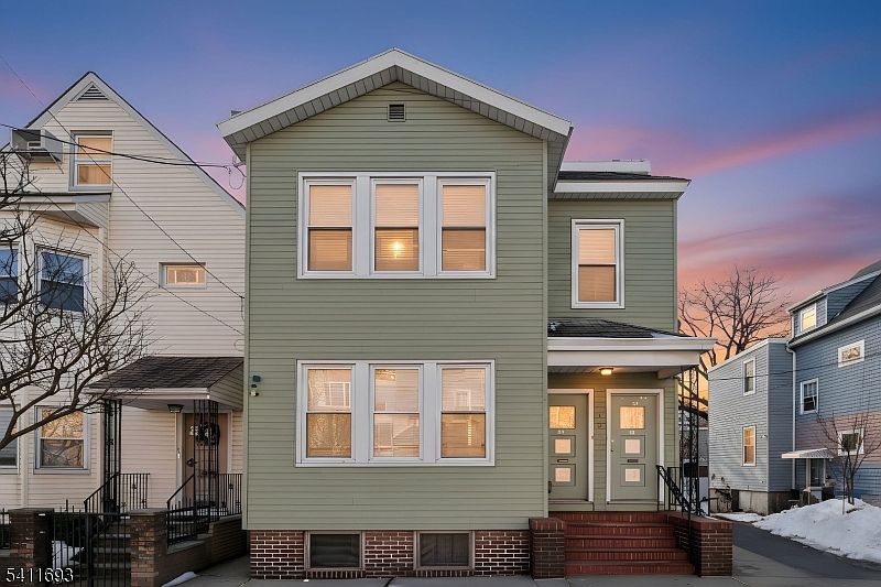 1st image of 419 Hamilton St