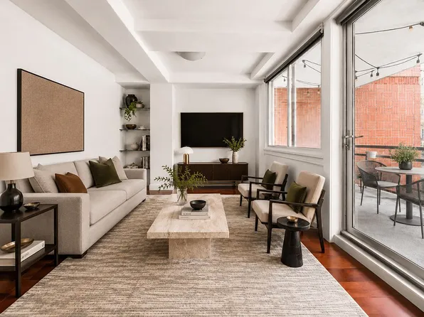 123 Baxter St APT 3A, New York, NY 10013