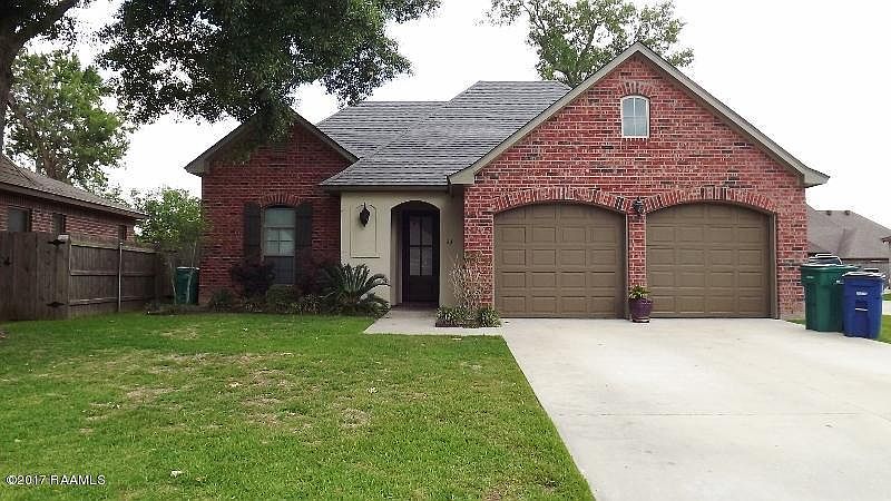 1st image of 23 Silver Cedar Ct