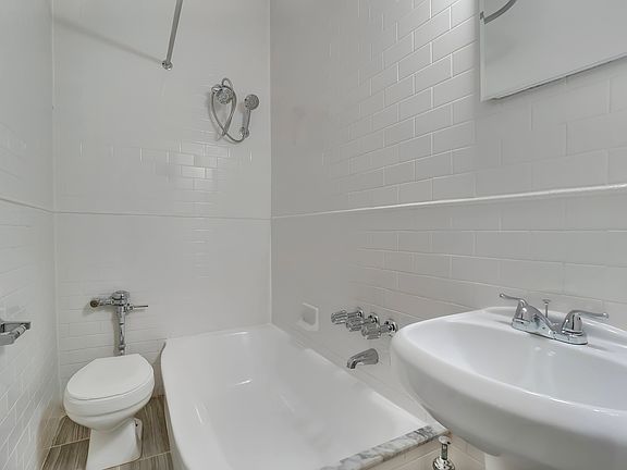 3rd image of 148 E 30th St APT 1A