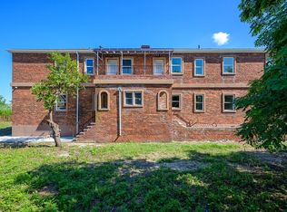 455 Beach 36 St, Far Rockaway, NY 11691