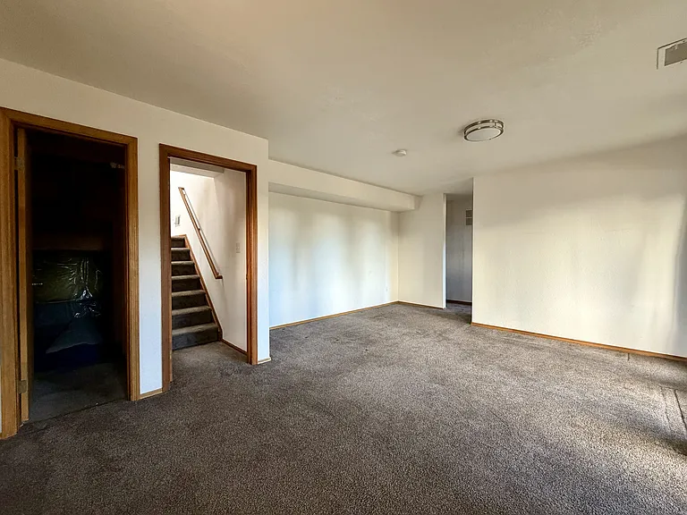 73 Sunlight Ln — Photo 14