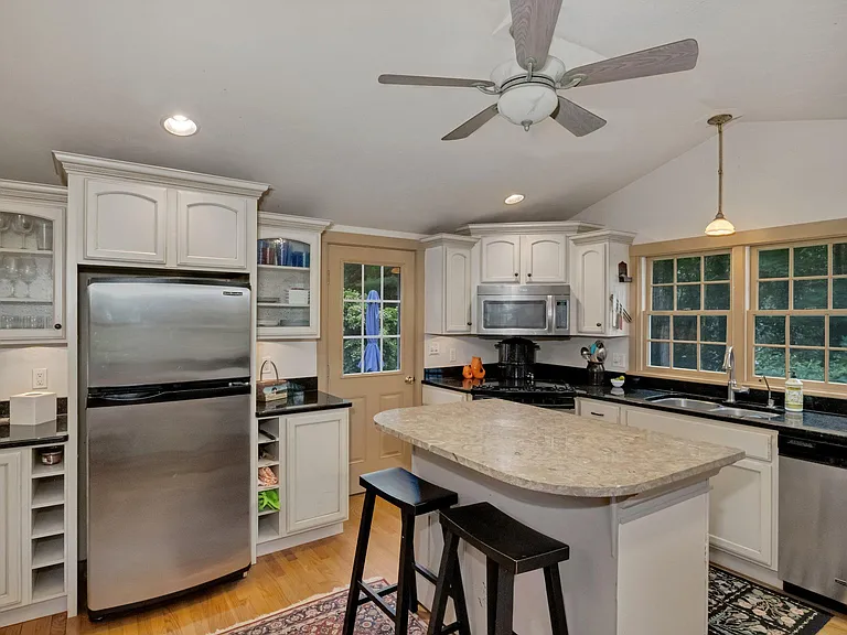 6 Beachway Rd — Photo 18