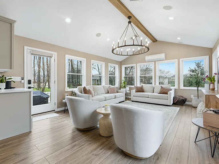7621 Idlebrook Dr — Photo 5