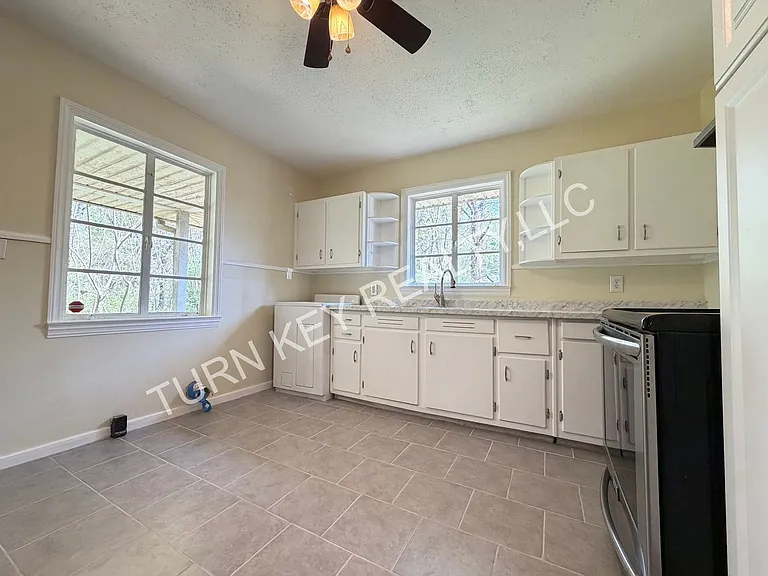 3920 Old Jasper Hwy — Photo 9