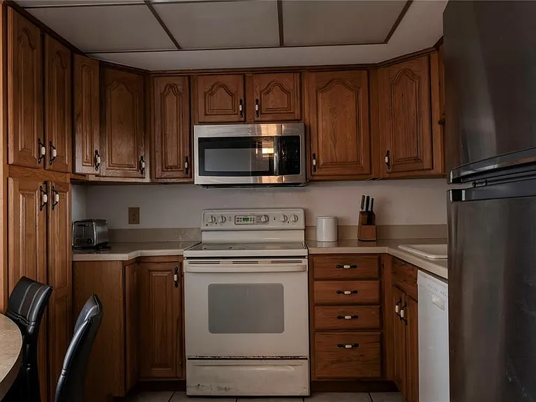 2620 Cove Cay Dr #802 — Photo 8