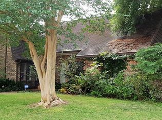 7619 Portal Dr, Houston, TX 77071