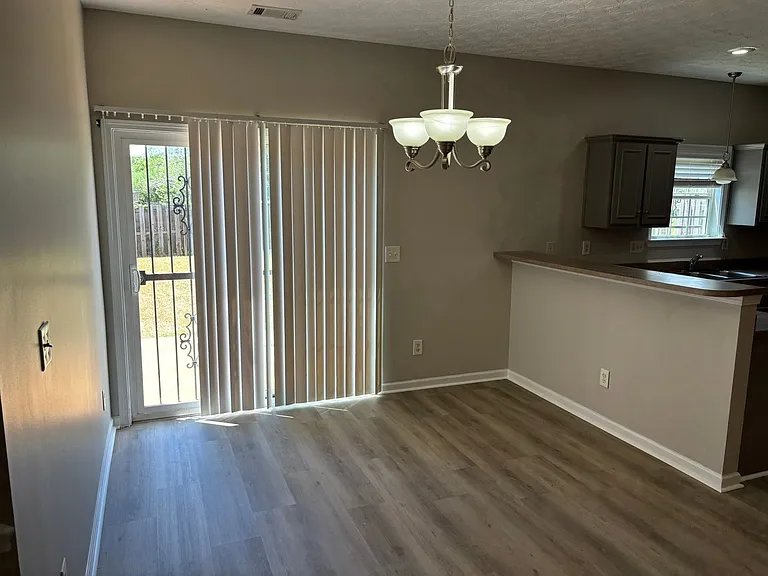 9017 Sante Fe Ct — Photo 18