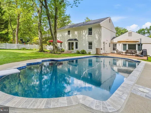 9403 Ferry Landing Ct, Alexandria, VA 22309