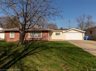 4145 Parker St, Dearborn Heights, MI