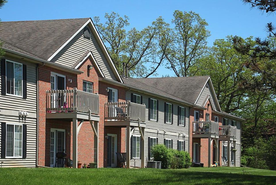 1st image of 243 Depuy Ave