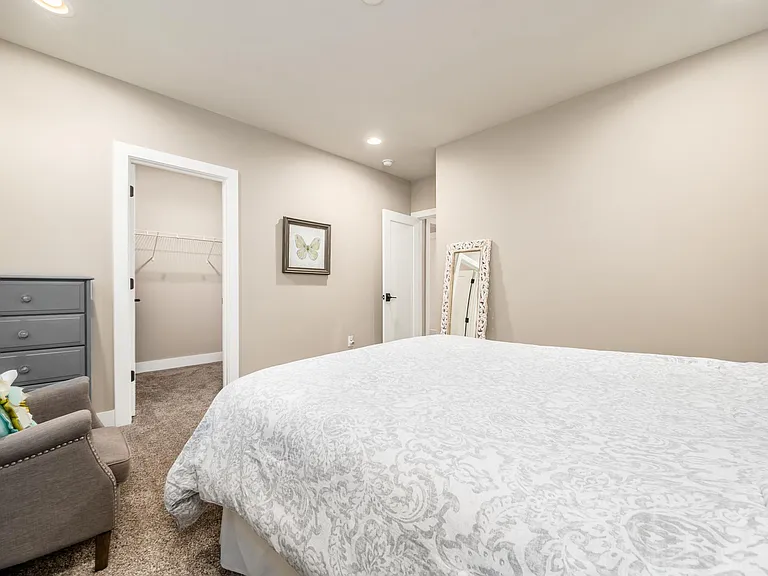 953 Pullman Pl — Photo 54