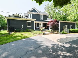2350 N Lewis Ave, Waukegan, IL
