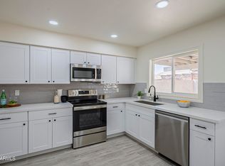 3208 W Libby St, Phoenix, AZ 85053
