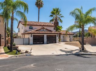 21998 Strawberry Ln, Canyon Lake, CA 92587