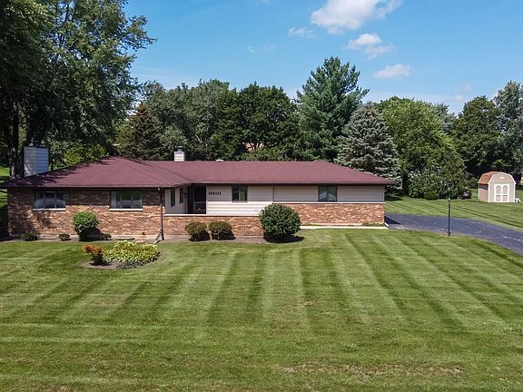 2nd image of 38W132 Kristin Dr