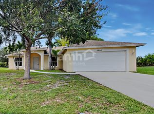 2214 SE West Blackwell Dr, Port Saint Lucie, FL 34952
