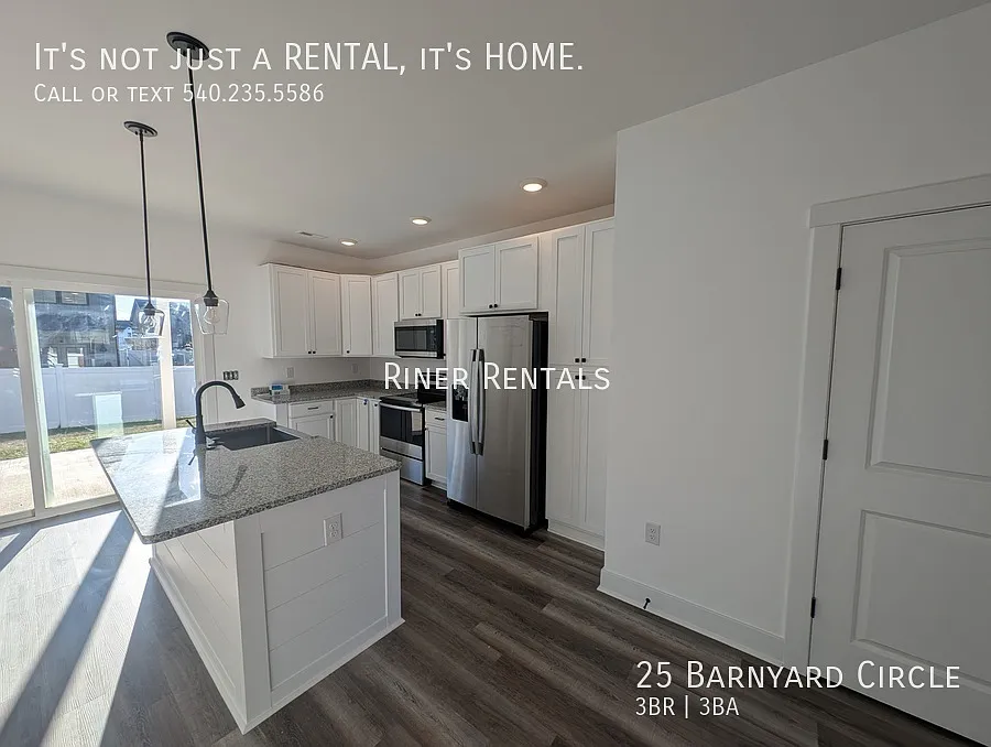 3 bed, 2.5 bath, $1,995 — Photo 3