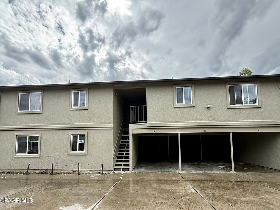 1st image of 564 Lincoln Ave #B
