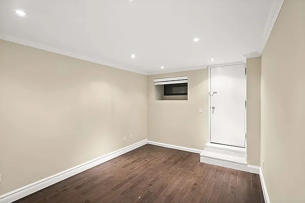 Rented by Cooper & Cooper Real Estate | media 25