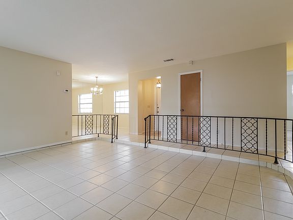 3rd image of 4666 Harwich St