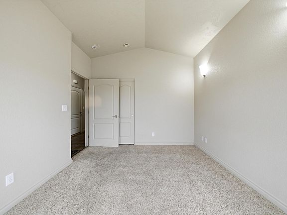 4th image of 9408 Majestia Ln