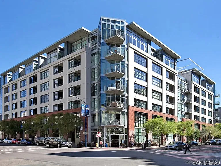 1050 Island Ave #415 — Photo 43