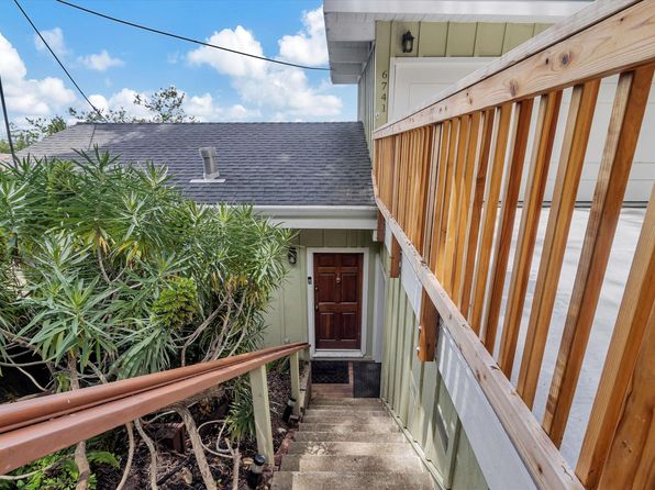 6741 Snake Rd, Oakland, CA 94611
