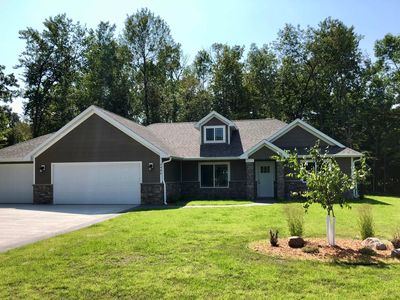 1405 Maplewood Ln, Detroit Lakes, MN, 56501