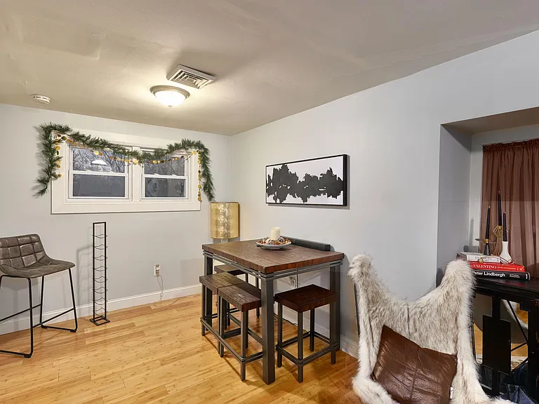 815 Collings Ave #3 — Photo 6