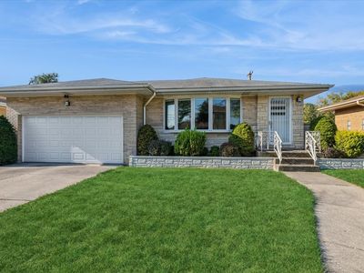 4456 N Forestview Ave, Chicago, IL, 60656