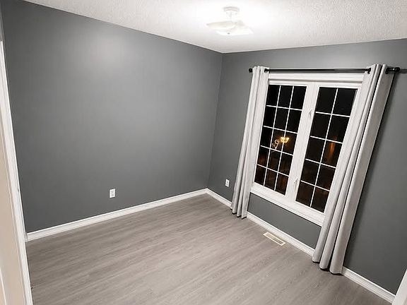5th image of 175 Stanley St #39