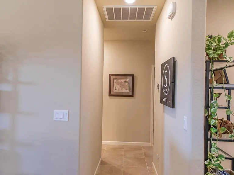 2327 W Queens Way — Photo 21