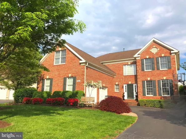 19880 Bethpage Ct, Ashburn, VA 20147