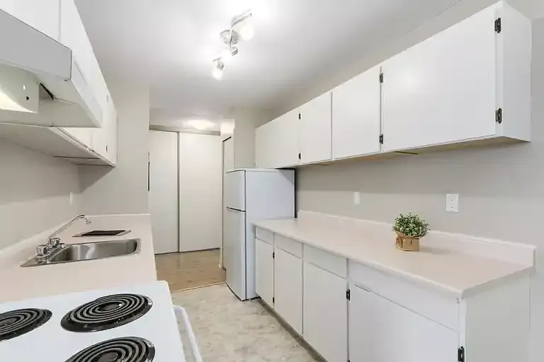 1121 Howie Ave #309 — Photo 7