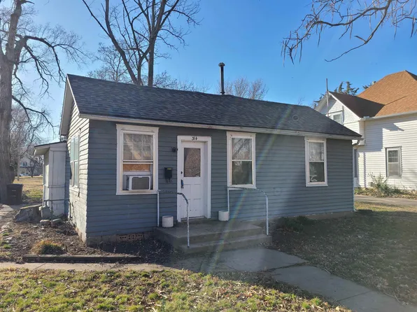 314 S 3rd St, Lindsborg, KS 67456