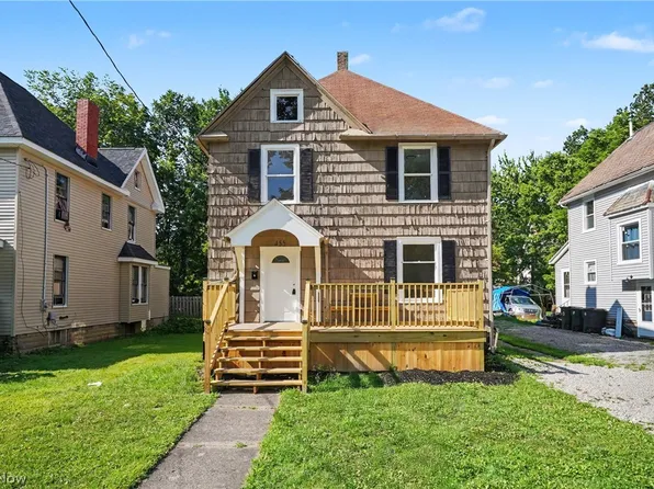 455 Scott St NE, Warren, OH 44483