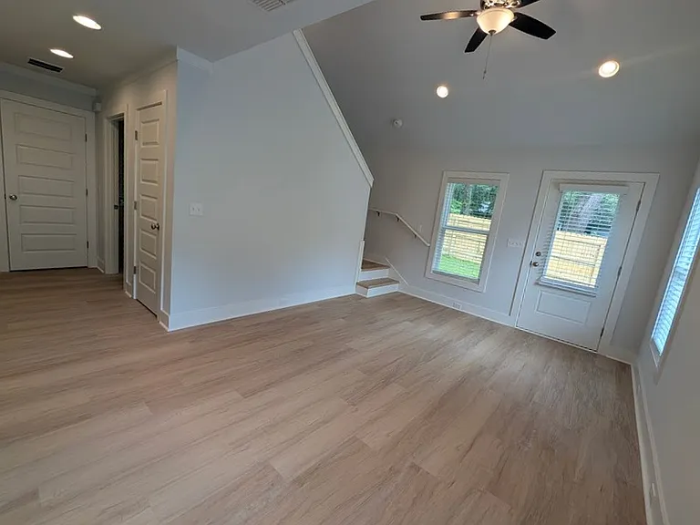 1531 Payne St #1 — Photo 4