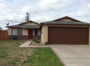 40279 Cindy Rd, Cutler, CA 93615