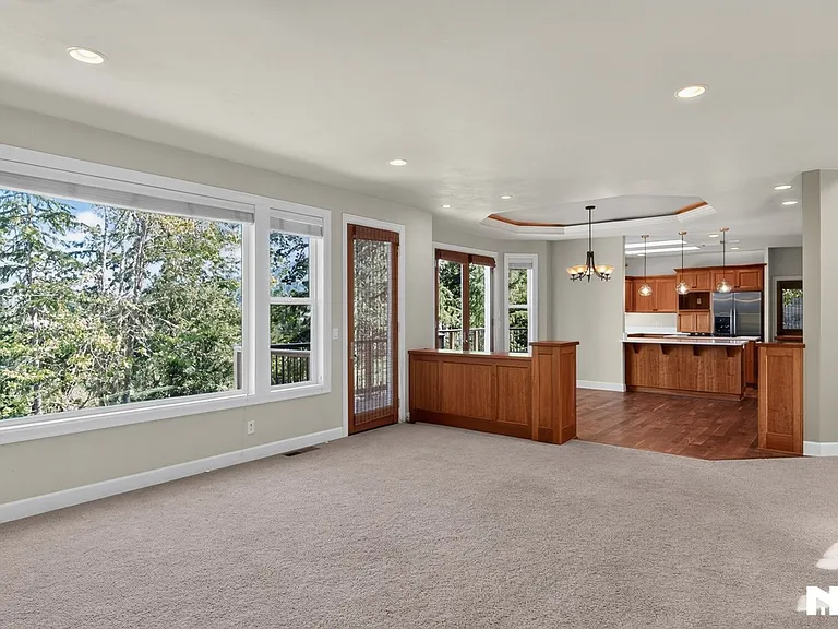 453 Dellwood Dr — Photo 12