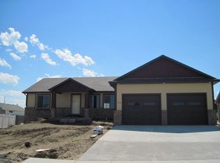 615 Townsend Ave, Gillette, WY 82716