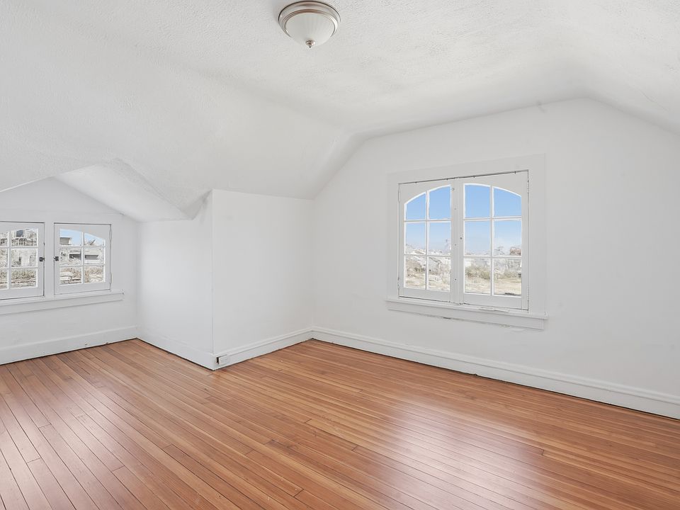 1st image of 519-521 Westminster Ave #2