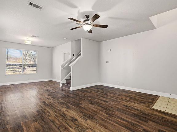 4th image of 9103 Tezel Ct